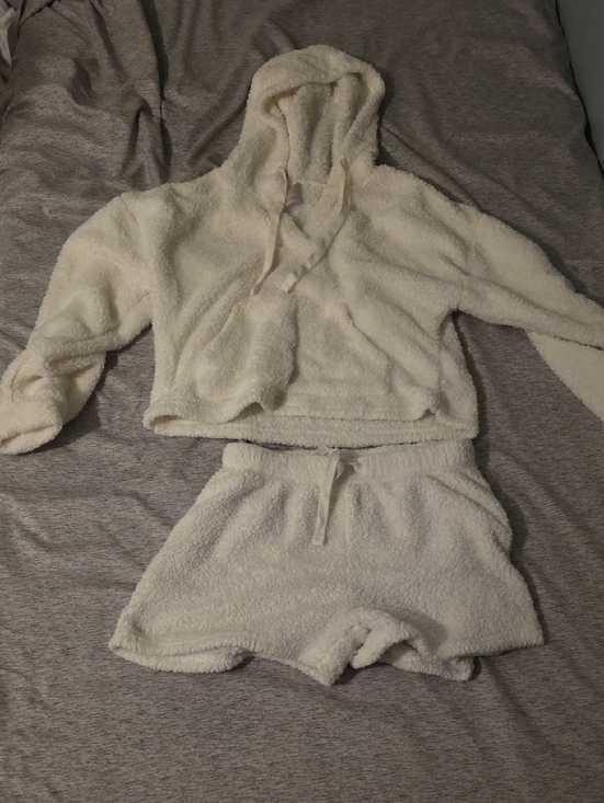 No Boundaries Other - Cozy Cream Hooded Womens Pajama Set - Soft Sherpa Top & Shorts